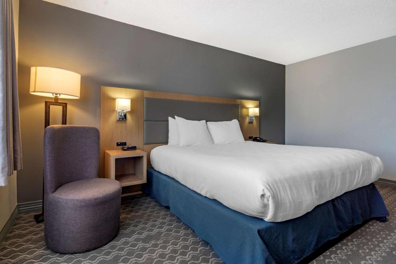 Best Western Plus Vancouver Airport Hotel Exterior foto